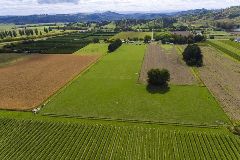 Photo of property in 36 Ngakoroa Road, Ormond, Gisborne, 4071