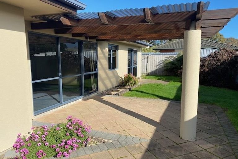 Photo of property in 3 Bellona Place, Flagstaff, Hamilton, 3210