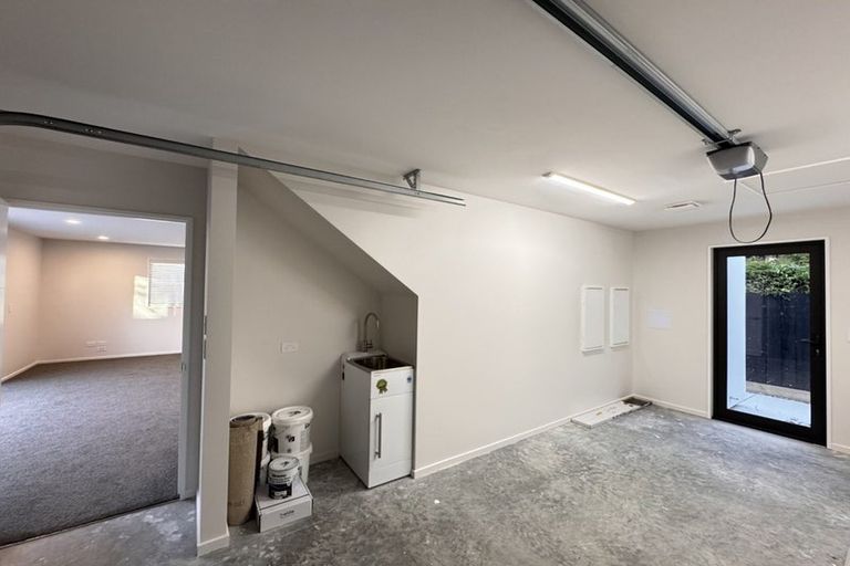 Photo of property in 3/4 Grove Road, Addington, Christchurch, 8024