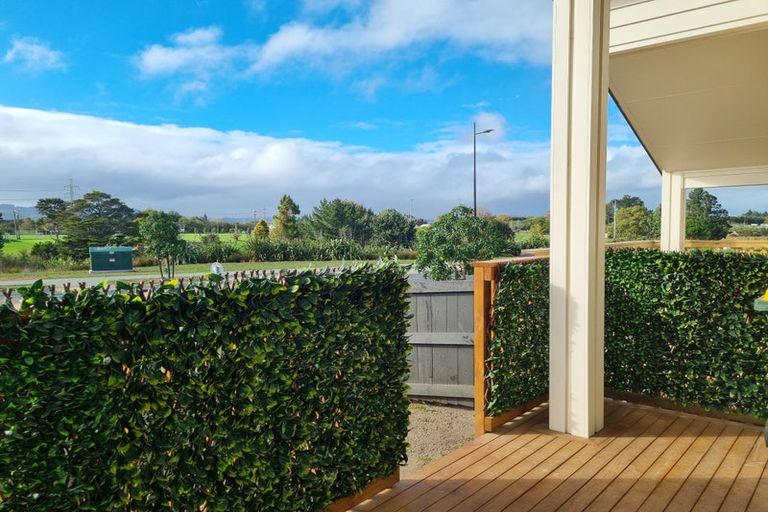 Photo of property in 27a Tributary Parade, Karaka, Papakura, 2113