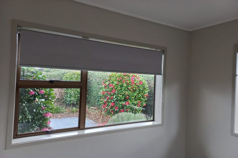 Photo of property in 2/7 Kathleen Place, Rainbow Point, Taupo, 3330