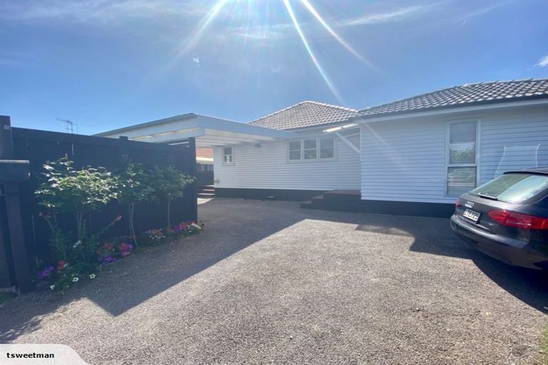 Photo of property in 15 Bernard Street, Avenues, Whangarei, 0110