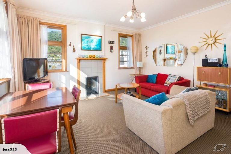 Photo of property in 11-19 Wellington Street, Picton, 7220