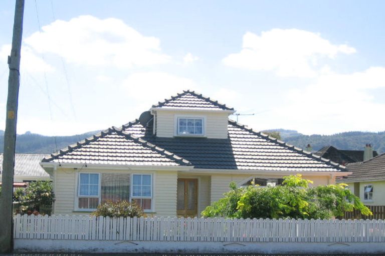 Photo of property in 88 Martin Street, Wallaceville, Upper Hutt, 5018