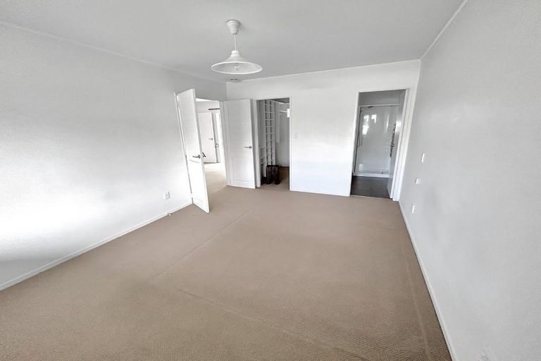 Photo of property in 18 Stanley Street, Wharewaka, Taupo, 3330