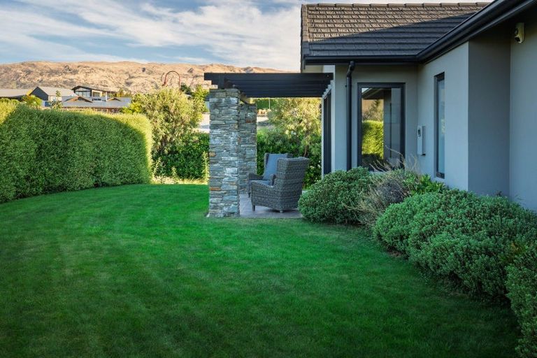 Photo of property in 9 Ruby Ridge, Wanaka, 9305