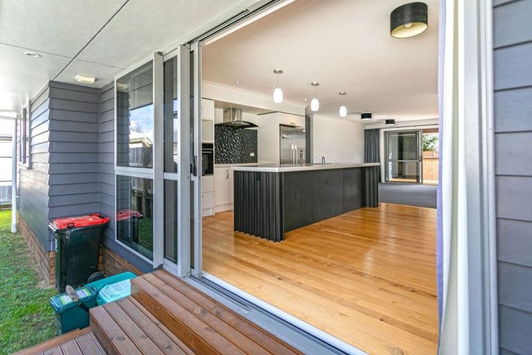 Photo of property in 35 Mary-ellen Place, Coromandel, 3506