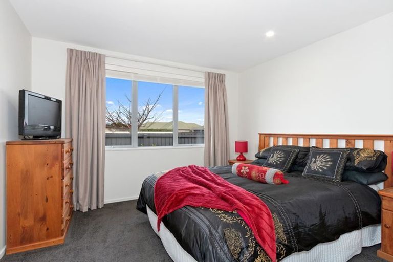 Photo of property in 429 Bower Avenue, Parklands, Christchurch, 8083