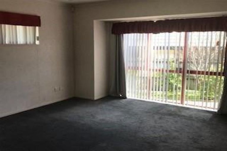 Photo of property in 227a Hill Road, The Gardens, Auckland, 2105