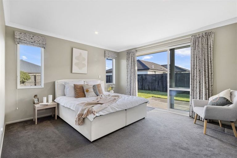 Photo of property in 4 Andesite Drive, Rolleston, 7614