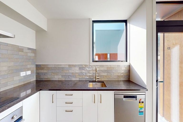 Photo of property in 24/10 Utauta Street, Waikanae, 5036