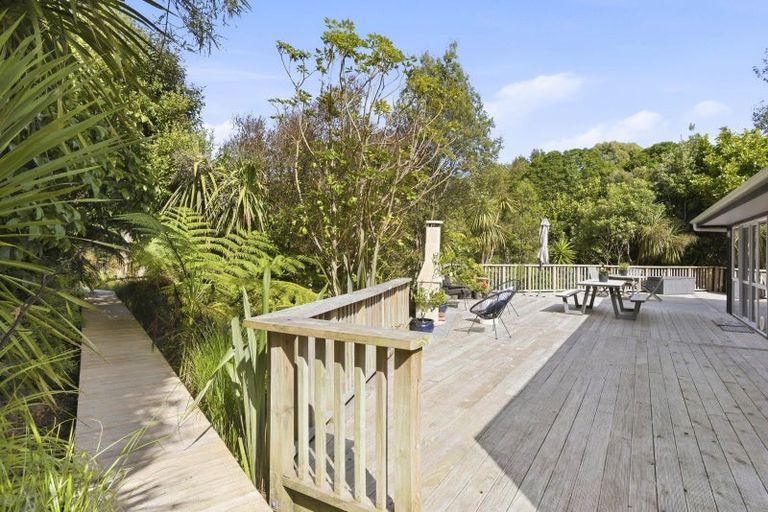 Photo of property in 132 Maui Pomare Road, Nikau Valley, Paraparaumu, 5032