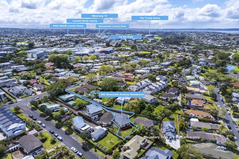 Photo of property in 25c Buscomb Avenue, Henderson, Auckland, 0610
