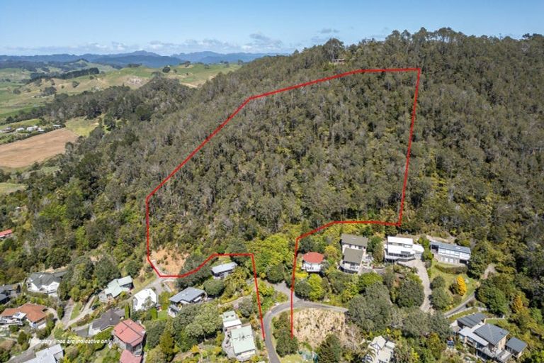 Photo of property in 8 Patricia Place, Hahei, Whitianga, 3591