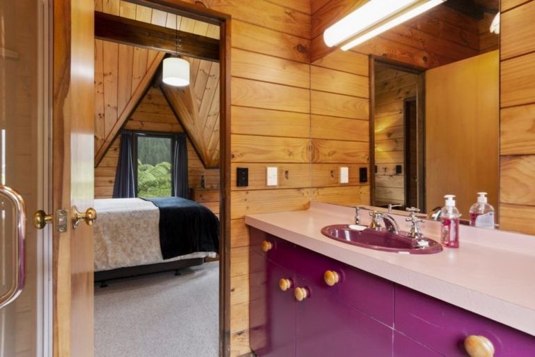 Photo of property in 1290 Akatarawa Road, Akatarawa, Upper Hutt, 5372