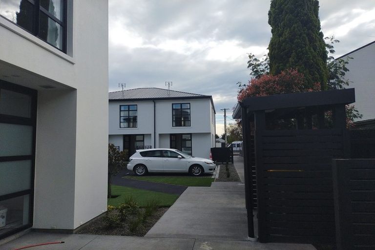 Photo of property in 16 Fairfield Avenue, Addington, Christchurch, 8024