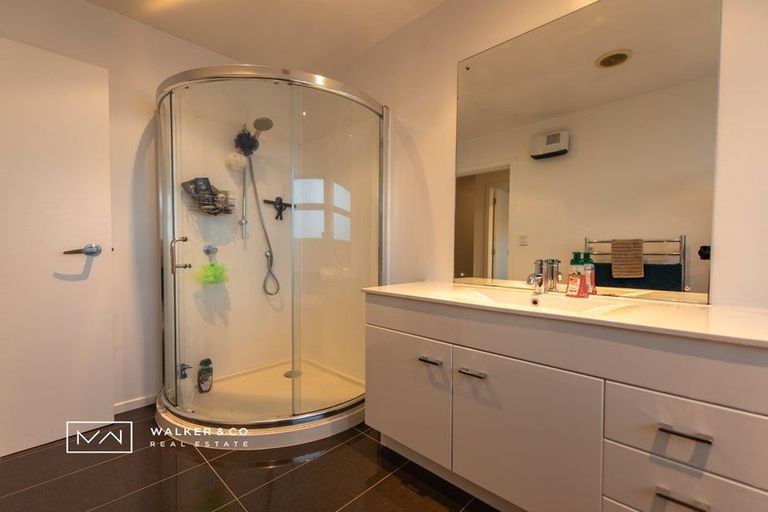 Photo of property in 20 Cosgrove Rise, Riverstone Terraces, Upper Hutt, 5018