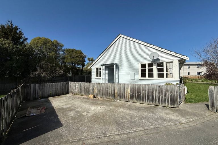 Photo of property in 16 Karamu Street, Upper Riccarton, Christchurch, 8041