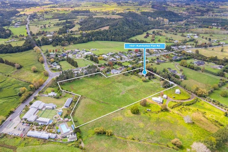 Photo of property in 1021 Kahikatea Flat Road, Waitoki, Kaukapakapa, 0871