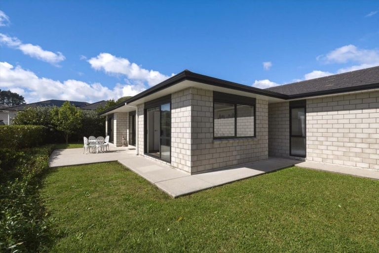 Photo of property in 5 Bryan Gallagher Place, Welcome Bay, Tauranga, 3175