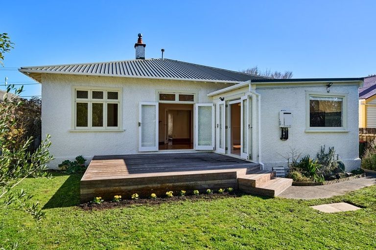 Photo of property in 29 Leighton Avenue, Waiwhetu, Lower Hutt, 5010