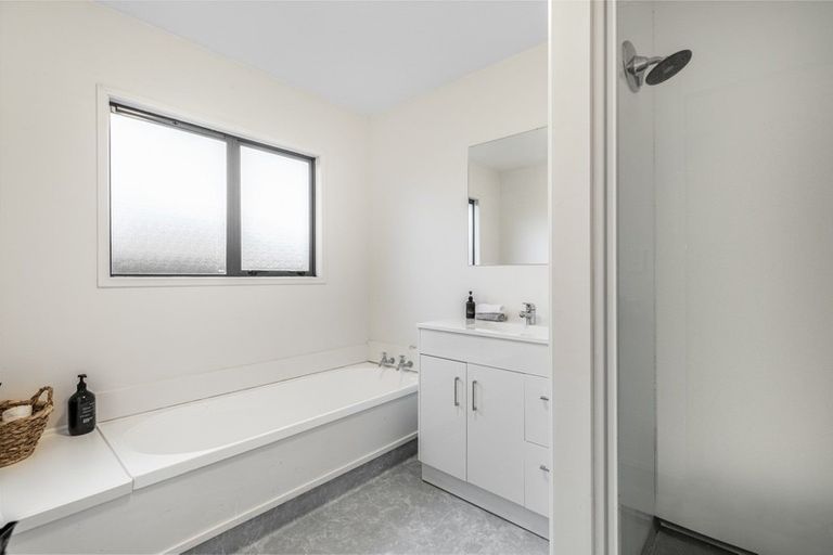 Photo of property in 2/56 Jellicoe Road, Manurewa, Auckland, 2102