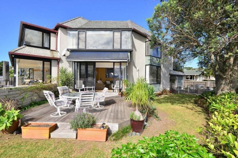Photo of property in 11 Cross Street, Manly, Whangaparaoa, 0930
