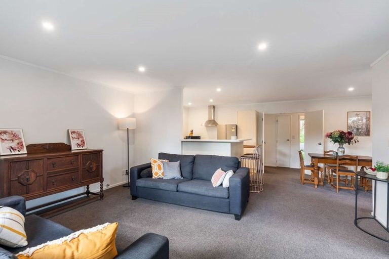 Photo of property in 51b Clayburn Road, Glen Eden, Auckland, 0602