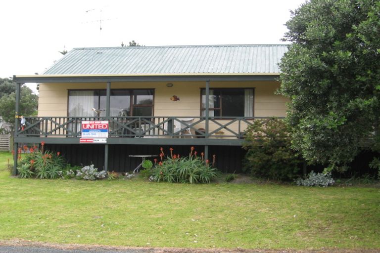 Photo of property in 16 Twilight Bay, Omaha, 0986