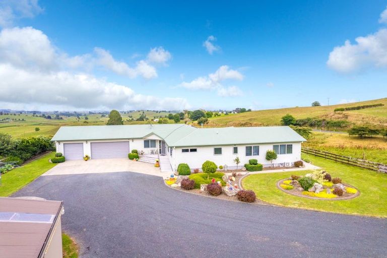 Photo of property in 1090 Rangiatea Road, Otewa, Otorohanga, 3972