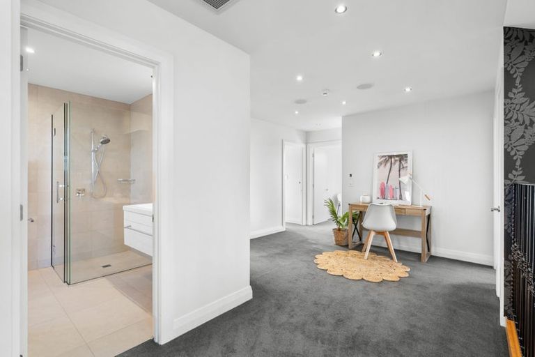 Photo of property in 311a Withells Road, Avonhead, Christchurch, 8042