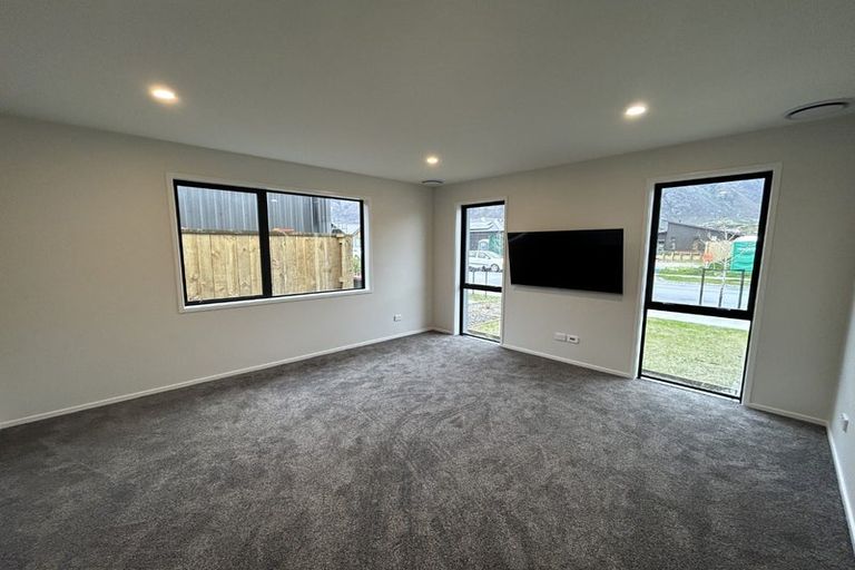 Photo of property in 20 Collie Road, Pukekohe, 2120