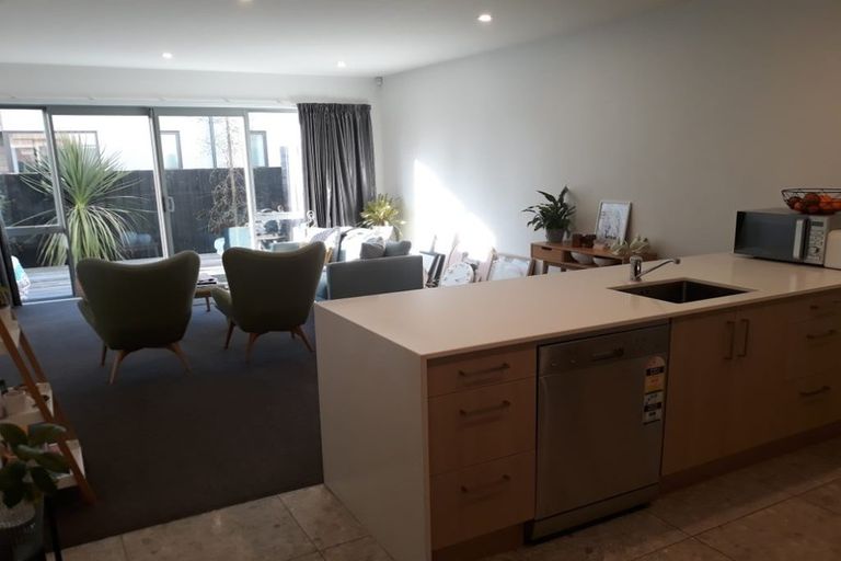 Photo of property in 480b Manchester Street, St Albans, Christchurch, 8014