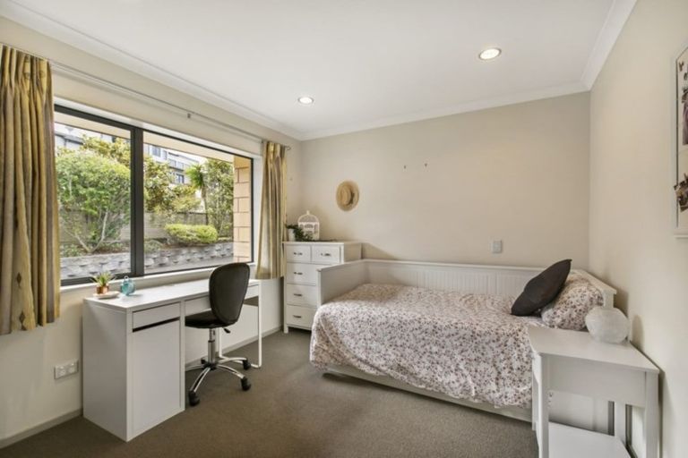 Photo of property in 53 The Ritz, Orewa, 0931