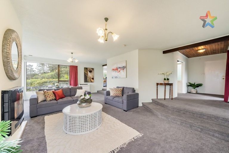 Photo of property in 75 Park Road, Belmont, Lower Hutt, 5010