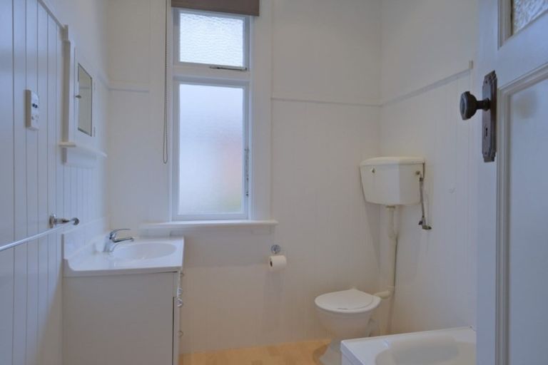 Photo of property in 127 Fitzroy Street, Forbury, Dunedin, 9012