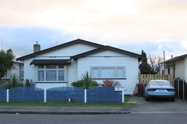 Photo of property in 50 Matipo Street, Takaro, Palmerston North, 4410