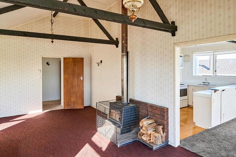 Photo of property in 11 Lauderdale Road, Papakowhai, Porirua, 5024