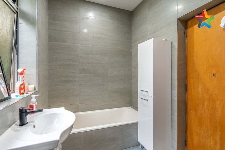 Photo of property in 223 Centre Street, Heidelberg, Invercargill, 9812