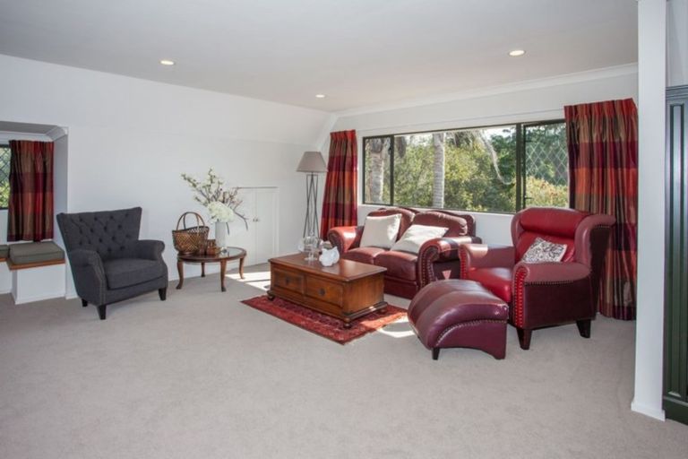 Photo of property in 19 Rewa Rewa Valley, Tairua, 3508
