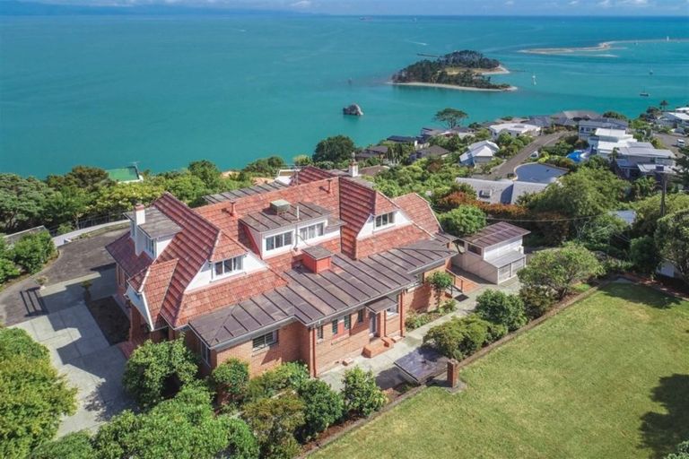 Photo of property in Aparangi, 18 Moncrieff Avenue, Britannia Heights, Nelson, 7010