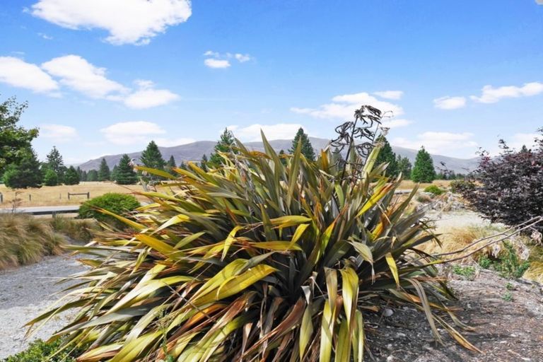 Photo of property in 9 The Drive, Twizel, 7999