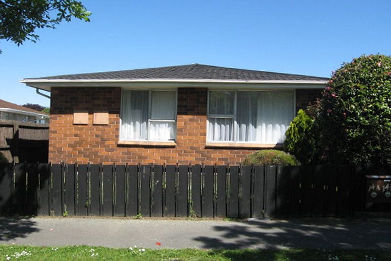 Photo of property in 1/16 Heaphy Place, Casebrook, Christchurch, 8051