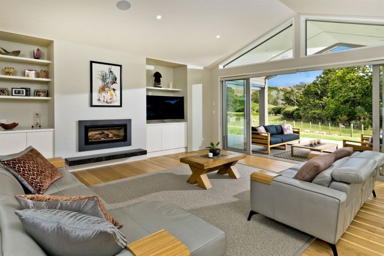 Photo of property in 1162 Weranui Road, Wainui, Silverdale, 0994