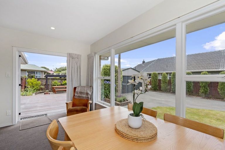Photo of property in 360 Harewood Road, Bishopdale, Christchurch, 8053