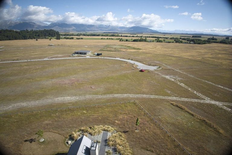 Photo of property in 6 Cameron Place, Ben Ohau, Twizel, 7999