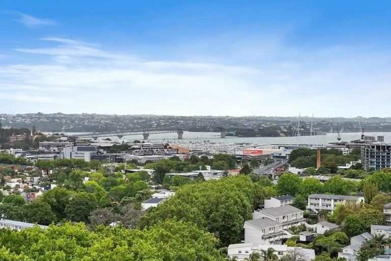 Photo of property in Meridian Apartments, 6g/11 Howe Street, Freemans Bay, Auckland, 1011