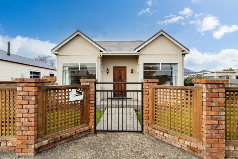 Photo of property in 10 Thames Street, Mosgiel, 9024