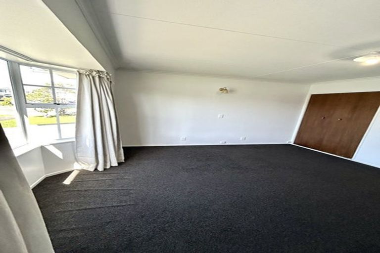 Photo of property in 68 Highbury Drive, Levin, 5510