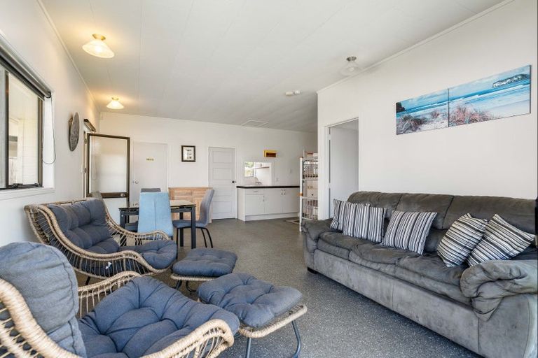 Photo of property in 205 Tamaki Road, Whangamata, 3620